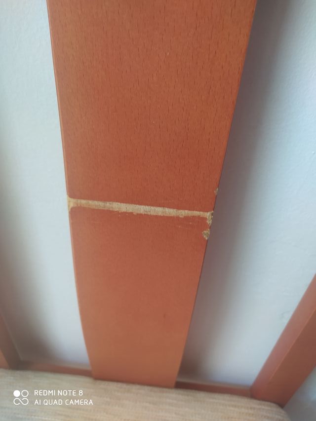 Dos sillas muy robustas para reciclar, renovar