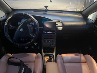 Opel Zafira 2004