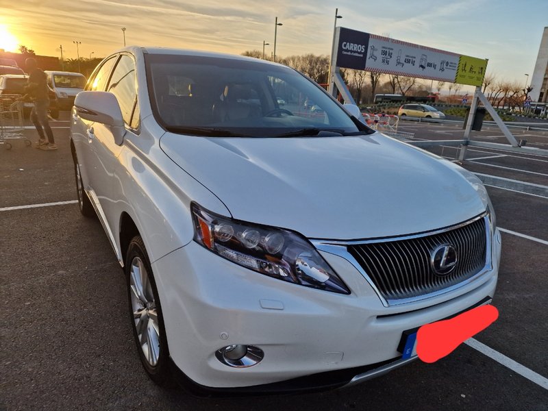 Lexus RX450H - foto 1