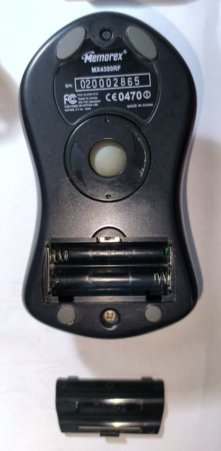 Ratón inalámbrico Memorex PS/2-USB
