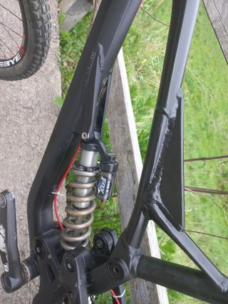 bici de descenso nukeproof