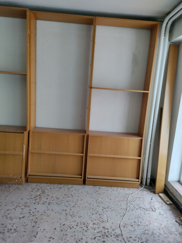 estanterías de madera