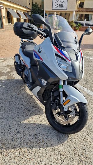 BMW C650 Sport blanca