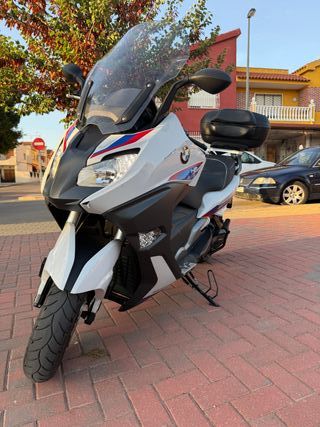 BMW C650 Sport blanca