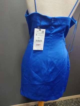 Vestido corto de zara