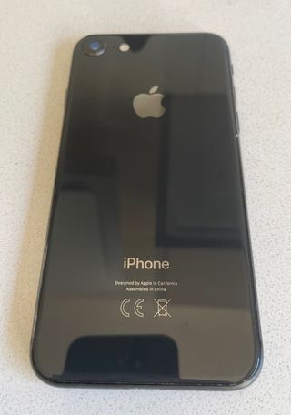 IPhone 8 64gb con cargador magnético