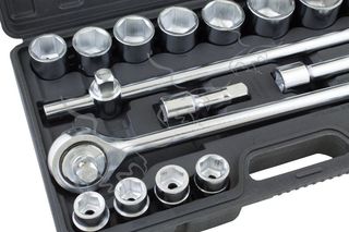 MALETÍN CON LLAVES Y VASOS HEXAGONALES DE 3/4"