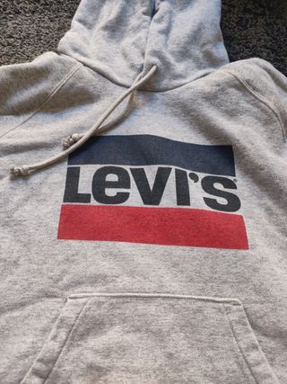 jersey Levis.