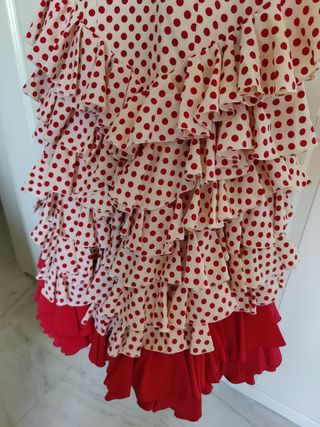 Traje de flamenca. Talla 38-40
