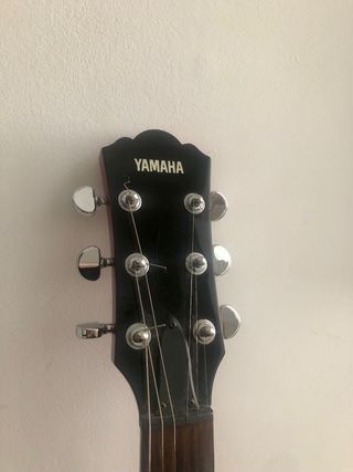 Guitarra Eléctrica Yamaha