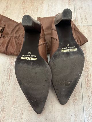 Botas altas cowboy de tacón de Mustang