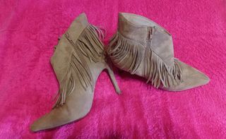 Botines Camel número 40