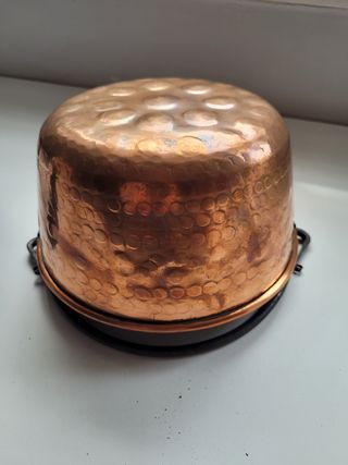 caldero de cobre antiguo