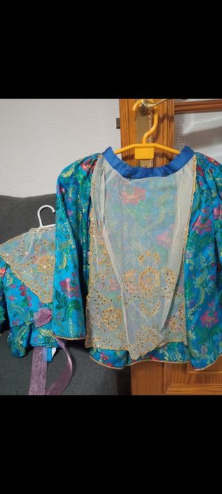 Traje de fallera, con corpiño de 3-4 años