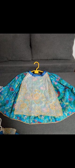 Traje de fallera, con corpiño de 3-4 años