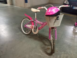 Bicicleta de paseo de niña rosa