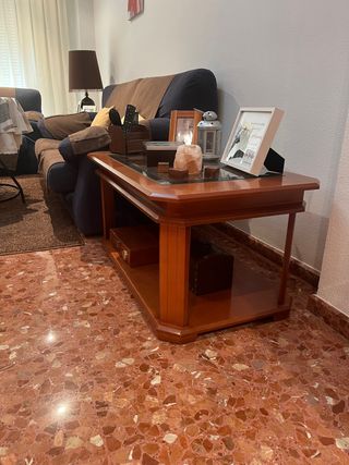 Mueble de comedor. Mesa estensible con 6 sillas