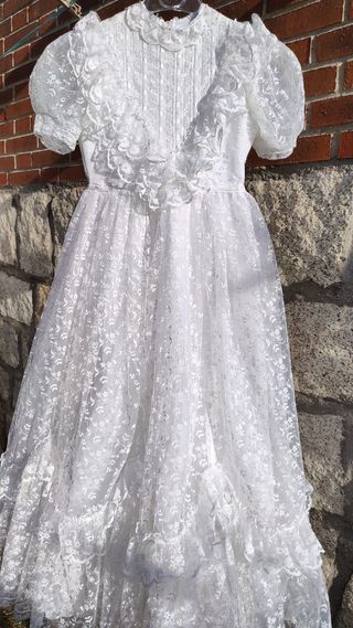 Vendo dos vestidos de comunión