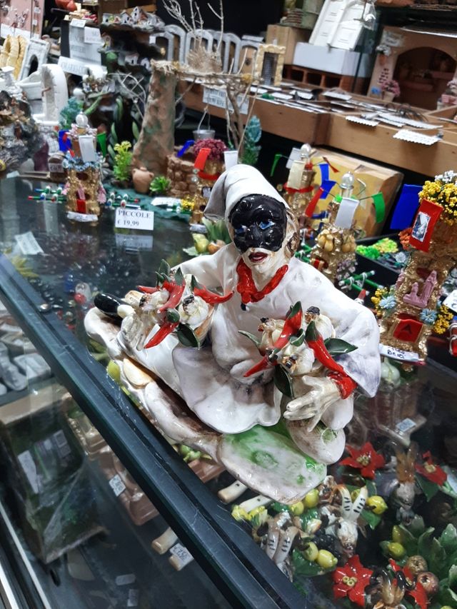 Pulcinella in porcellana cm30