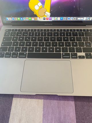 MacBook Air M1 2022 seminuevo