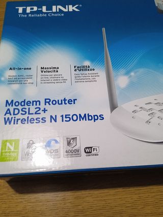 Modem Router ADSL2+.  Wireless N150 Mbps