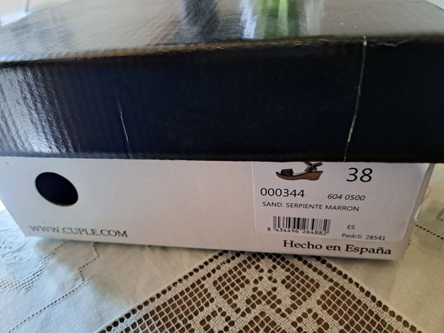 Serpiente marrón T38