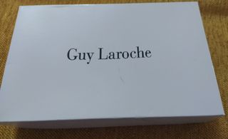 Cartera de piel Guy Laroche París