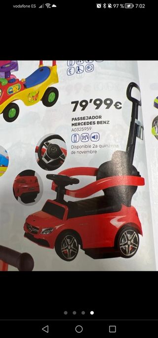 Correpasillos Mercedes rojo