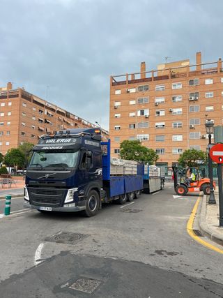 Transportes, gruas, exacavaciones, volquete