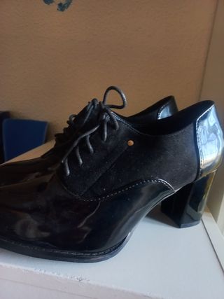 ZAPATOS SRA