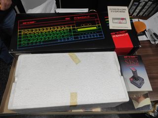 ZX Spectrum +2 Action pack 1989 NUEVO A ESTRENAR de Segunda mano