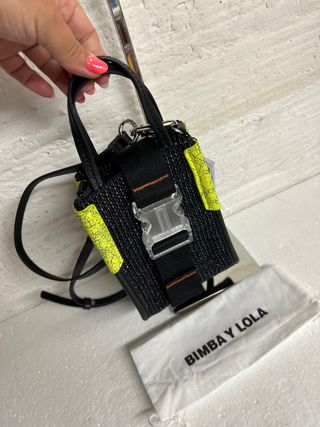 Bolso DOBLE ASA BIMBA Y LOLA NUEVO negro/fluor