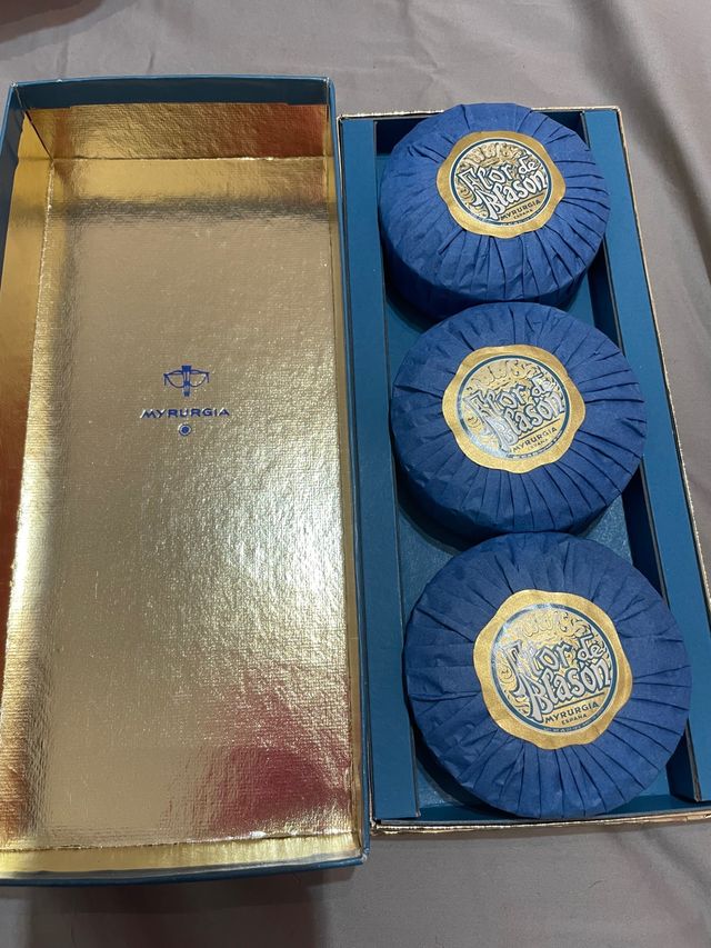 Caja de jabón flor de blasón