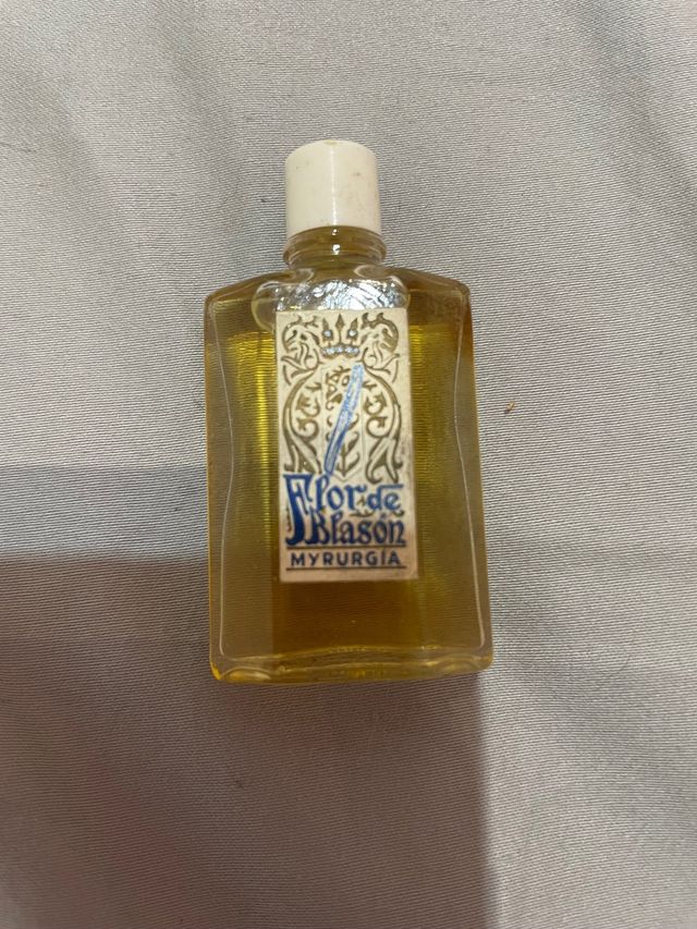 Miniatura flor de Blasón