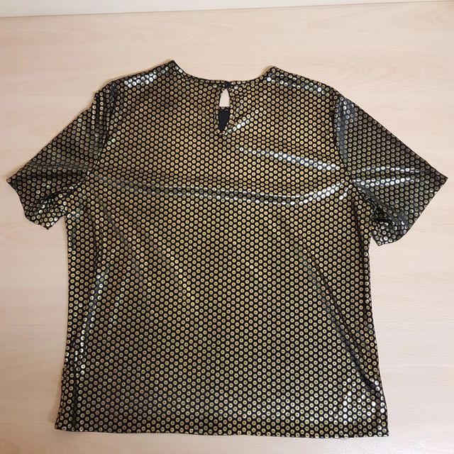Maglia nera con paiettes oro disegnate M