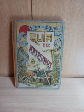 libro muy antiguo.