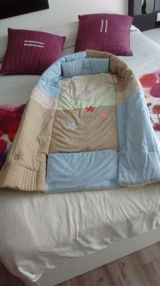 Reductor cuna, nido para colecho o manta juego