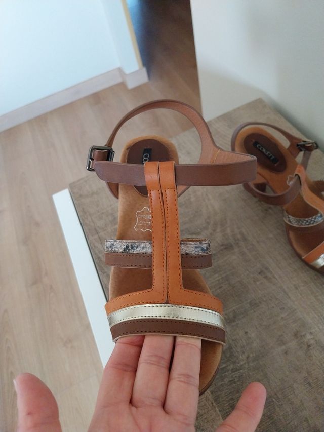 Sandalias tacon. talla 39