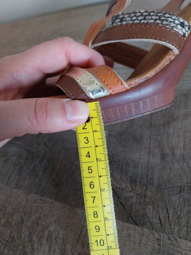 Sandalias tacon. talla 39