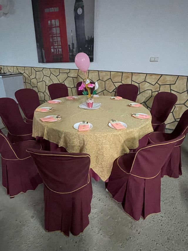 Sillas mesas castillos hinchables comuniones