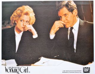 8 FOTOS PELICULA ARMAS DE MUJER