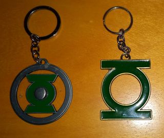 Lote 8 llaveros: Vision, Predator, Thanos..