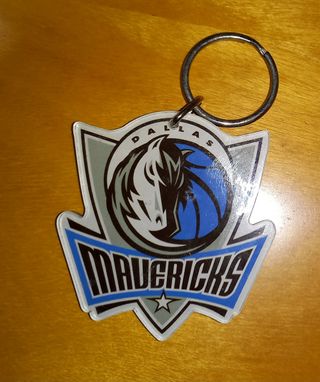 Lote 8 llaveros: Vision, Predator, Thanos..