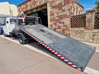 GRUA. Ford Transit carnet B