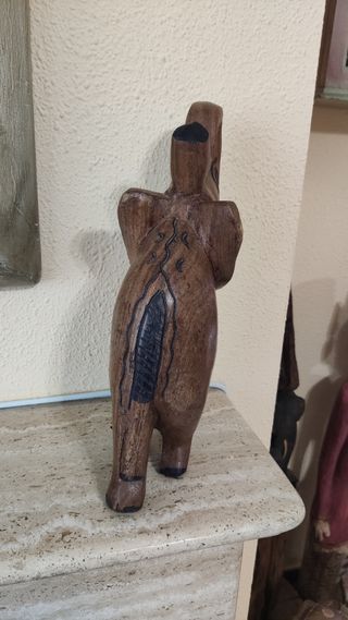 ANTIGUO ELEFANTE DE MADERA MACIZA