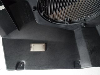 Plástico lateral interior Ford Escort. Año 1994