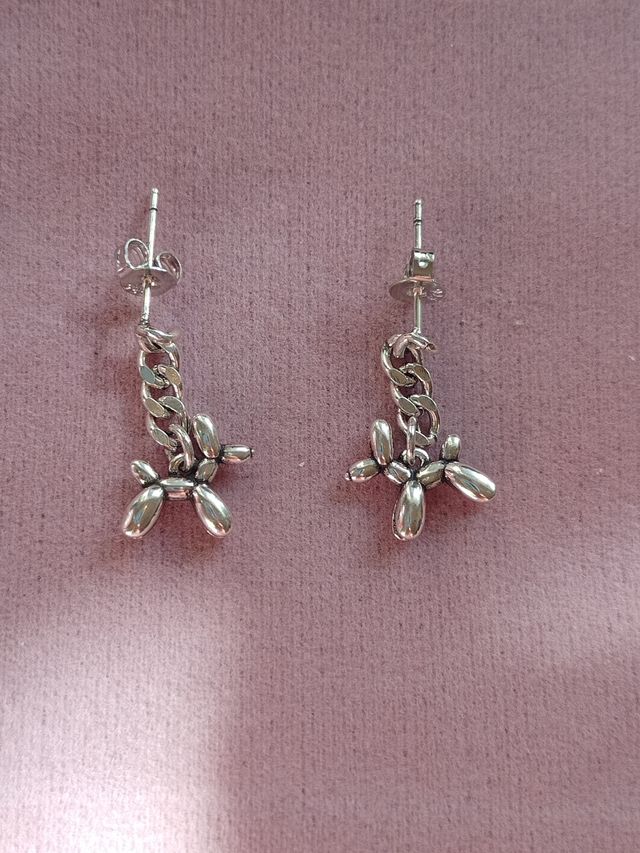 Pendientes cadena perro globo de plata de ley