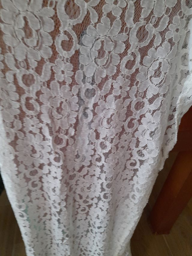 Mantilla, manton, chal, echarpe o fular