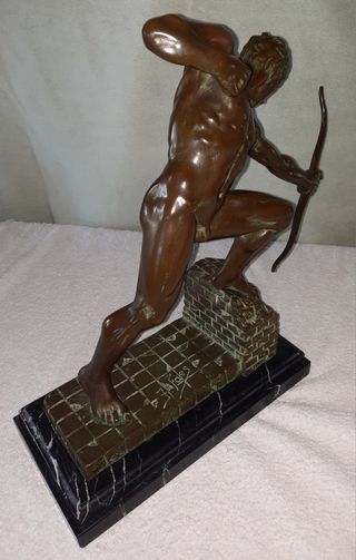 Figura de bronce 