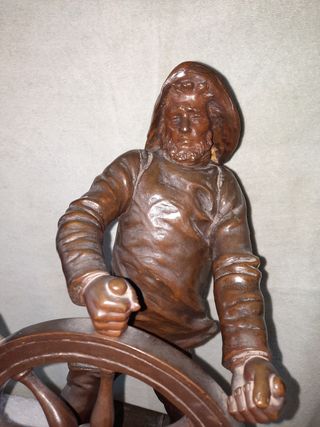 Figura de bronce